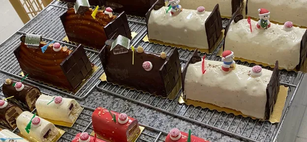 Bûches de Noël gourmandes proposées par la Pâtisserie La Boulange à Nouzilly, Indre et Loire (37)
